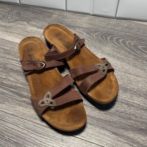 Women's‎ Naot Brown Leather Embellished Slide On Sandal EU 41 Women's 10